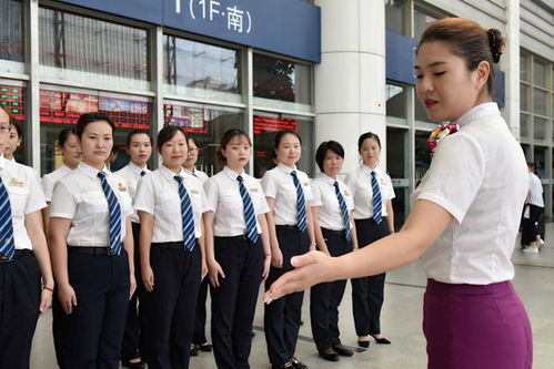 福州火車站掀起最酷禮儀服務新風潮