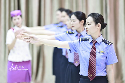 山城窗口展新顏 重慶客運員服務禮儀培訓助力國慶出行